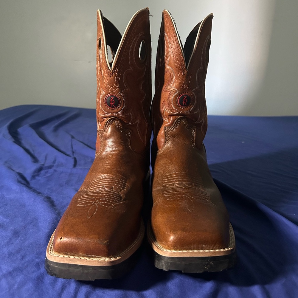 Tony Lama Tan Leather Cowboy Boots steel toe Make a reasonable Offer.